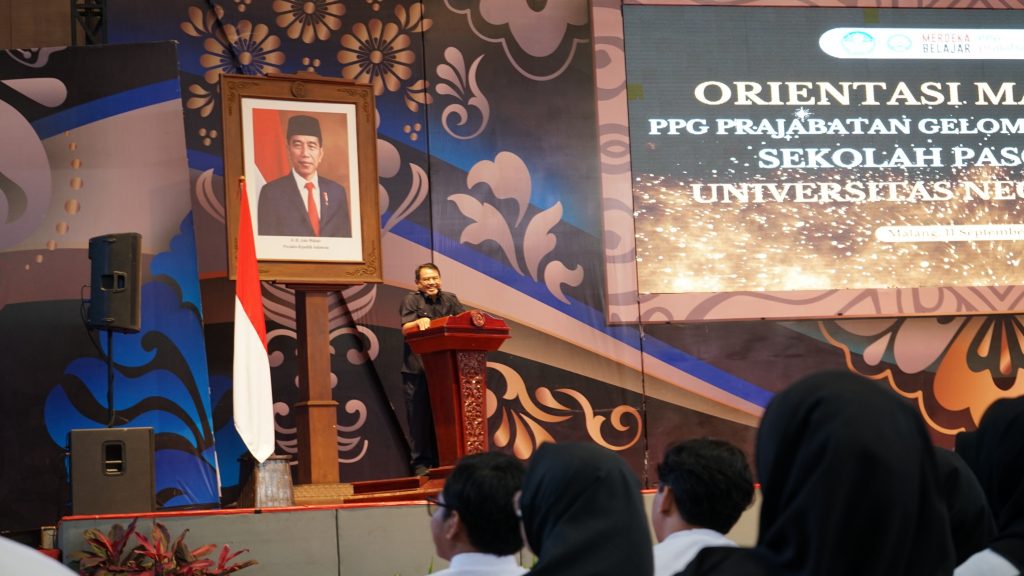 3 Dir R – Prodi Pendidikan Profesi Guru Universitas Negeri Malang