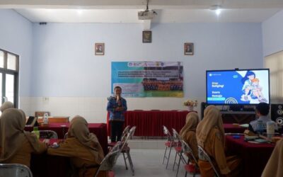 UM Perkuat Profesionalisme Guru BK dan Konselor Sebaya SMAN 1 Gurah dalam Layanan Kesehatan Mental Remaja Melalui Program Edukasi Interpersonal